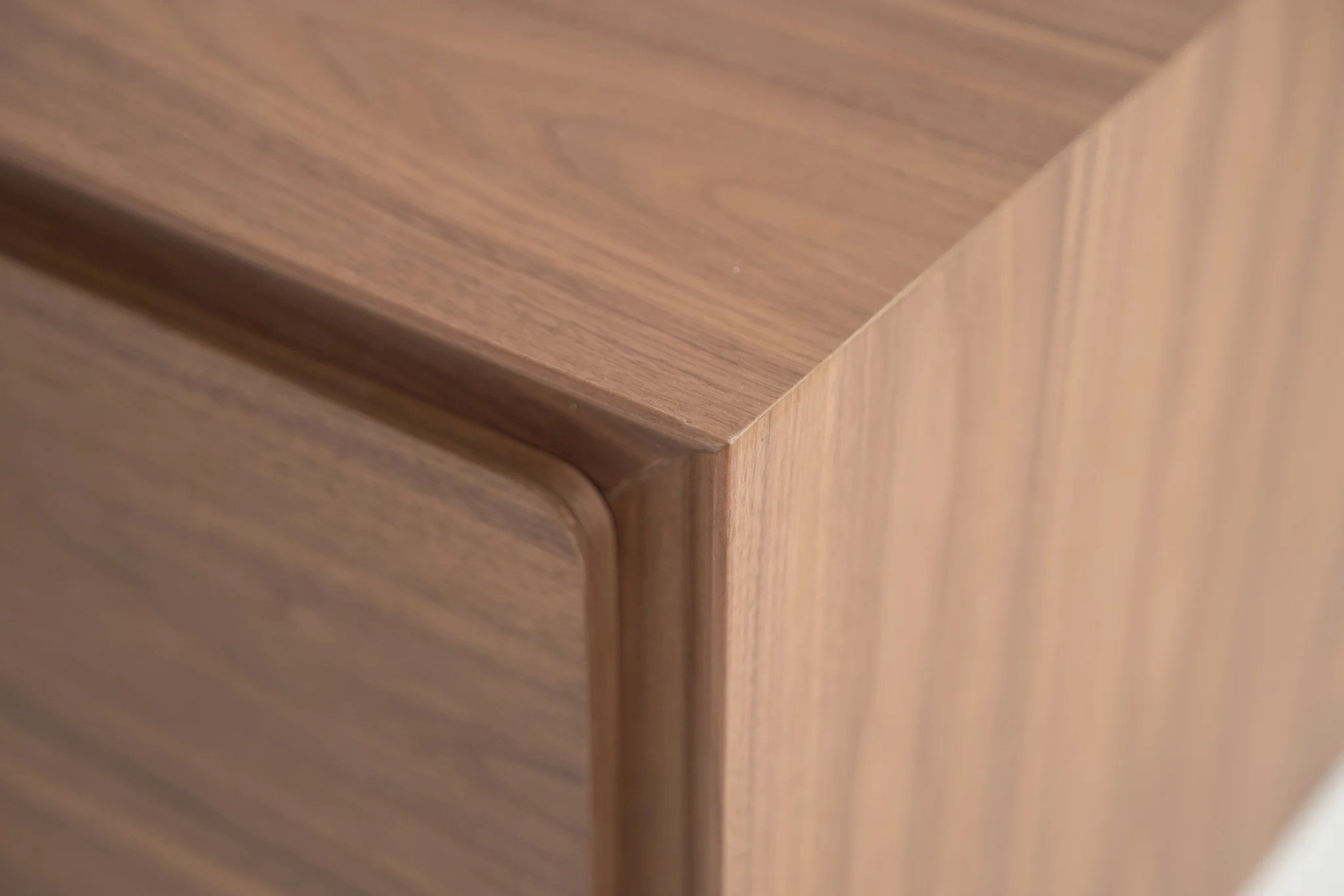 Gentlewood TV Stand in Crown Walnut - Image 12