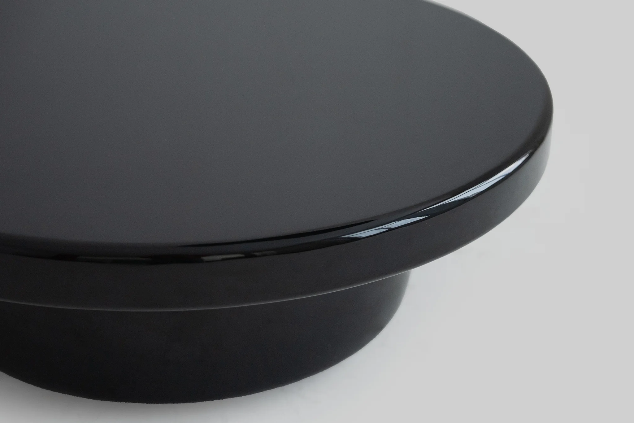 Seki Circular Coffee Table - Image 12