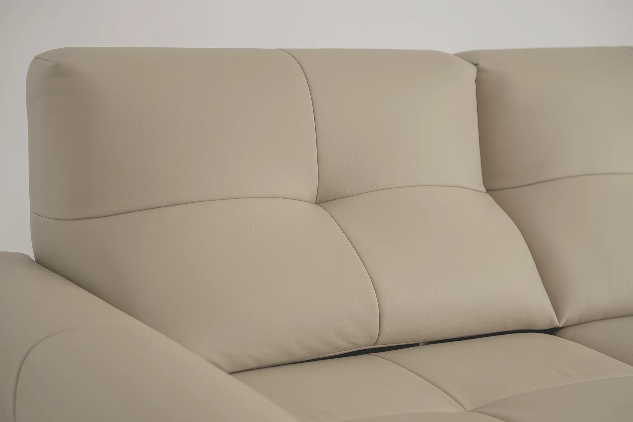 Sienna Power Reclining Sofa - Image 25